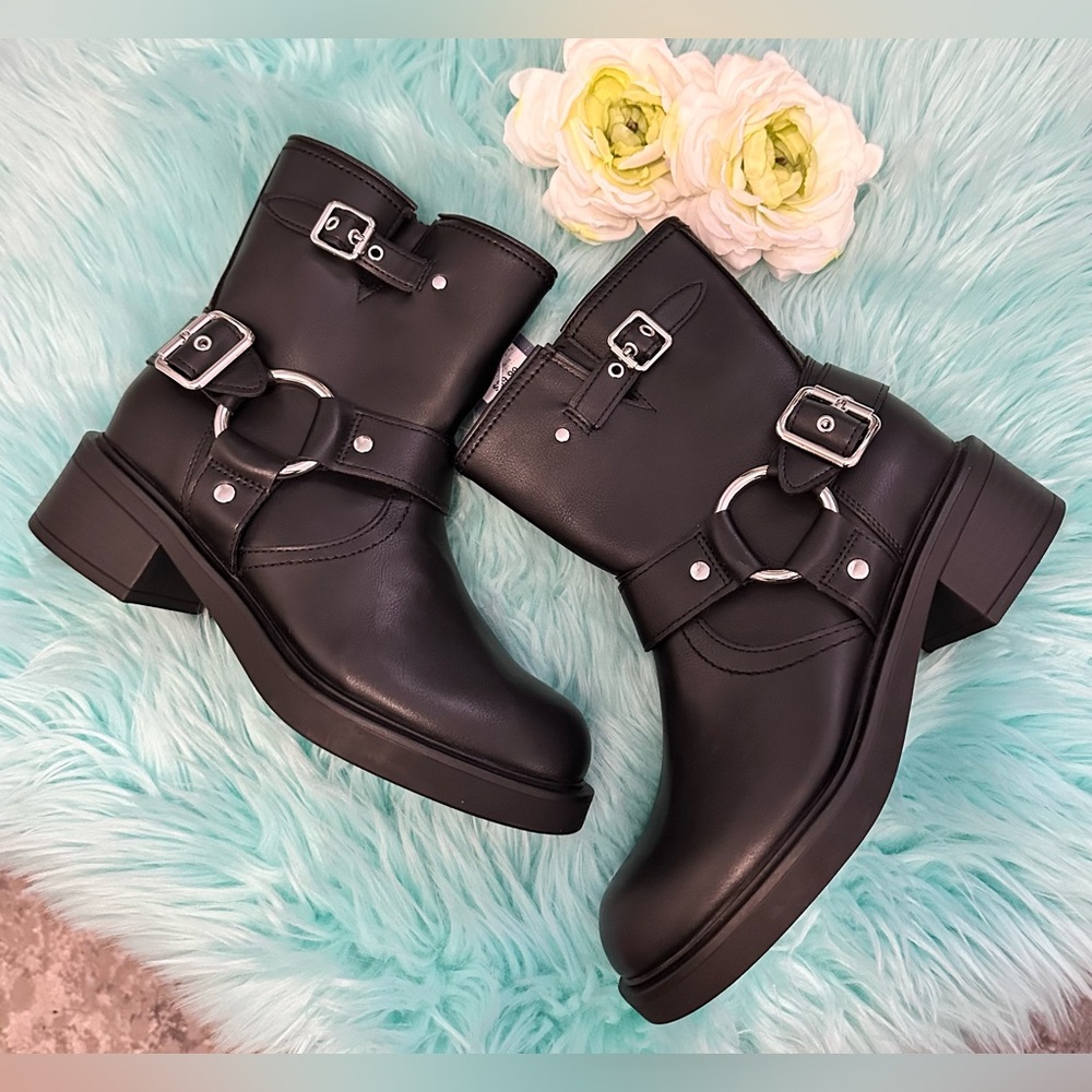Women’s Black Ankle Biker Boots with Buckle Detail Sz 8.5 NEW! FIRM!